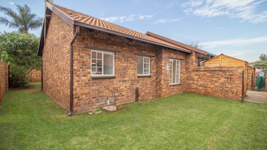 2 Bedroom Property for Sale in Terenure Gauteng