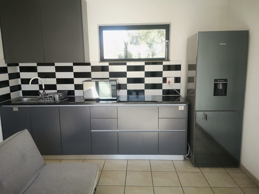 To Let 1 Bedroom Property for Rent in Craighall Park Gauteng
