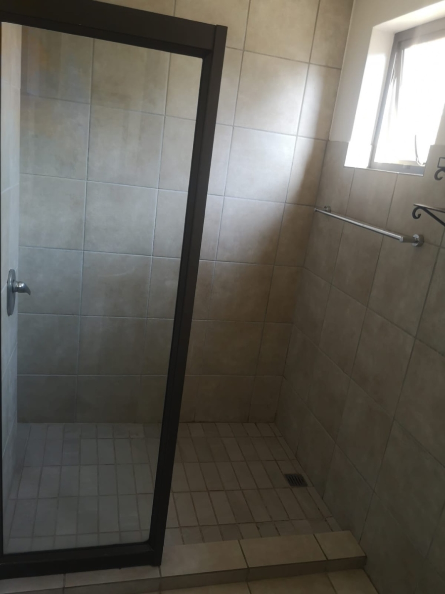 1 Bedroom Property for Sale in Craighall Park Gauteng