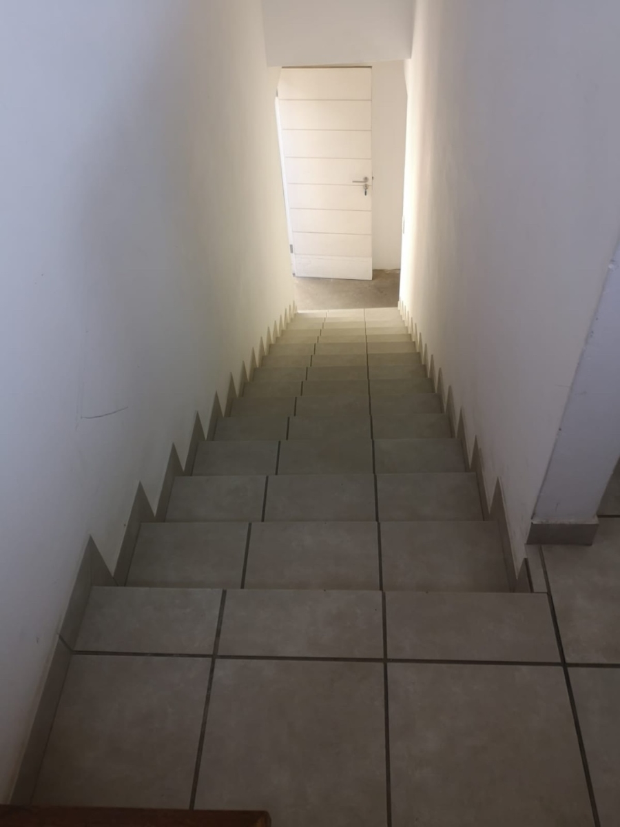 1 Bedroom Property for Sale in Craighall Park Gauteng