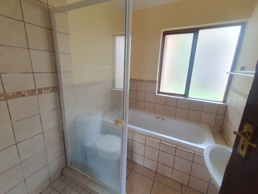 2 Bedroom Property for Sale in Montana Gauteng