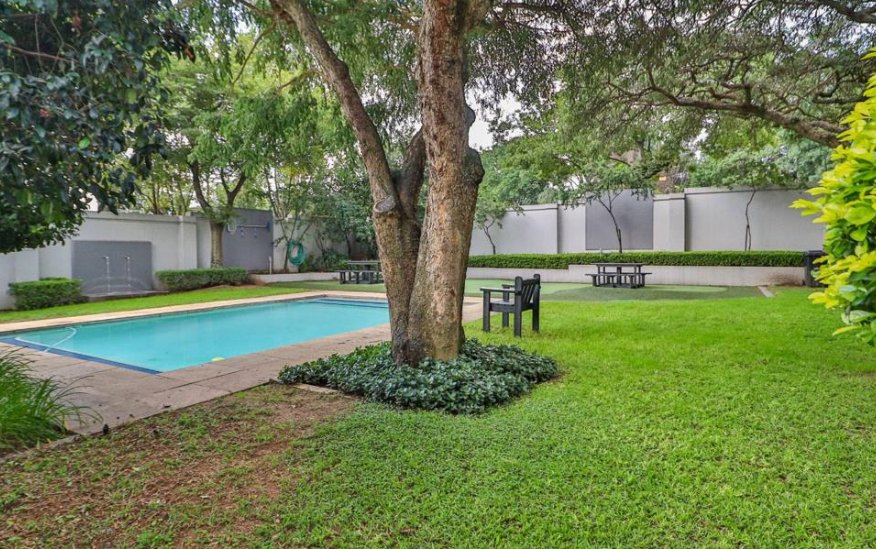1 Bedroom Property for Sale in Douglasdale Gauteng