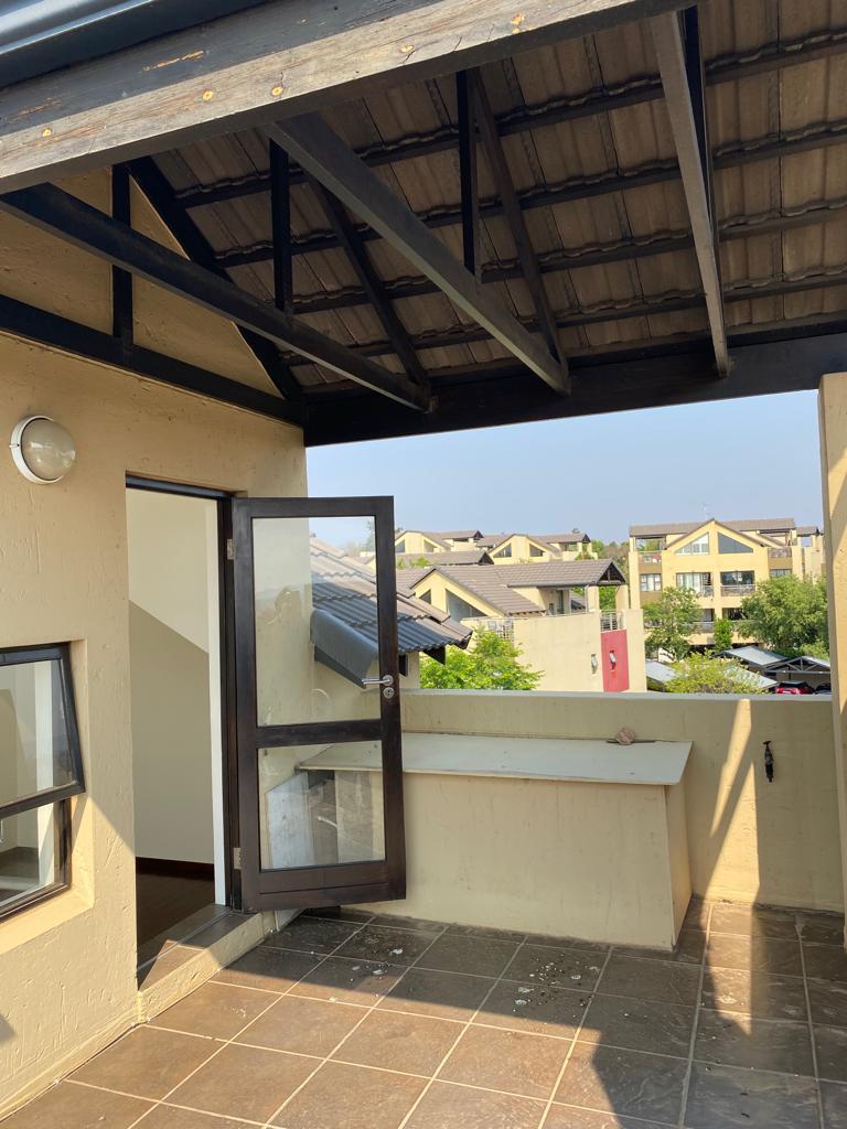 1 Bedroom Property for Sale in Douglasdale Gauteng