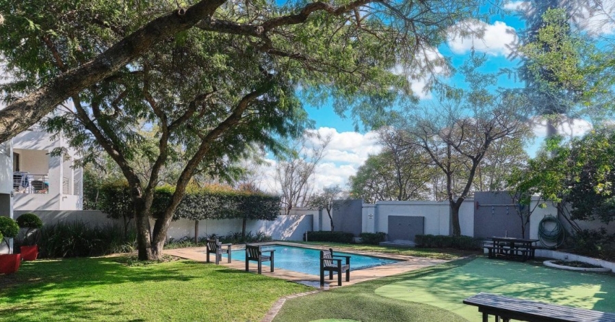 1 Bedroom Property for Sale in Douglasdale Gauteng