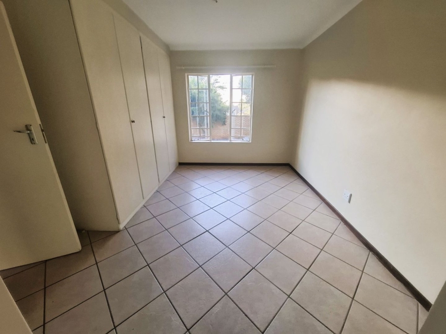 To Let 3 Bedroom Property for Rent in Mooikloof Ridge Gauteng