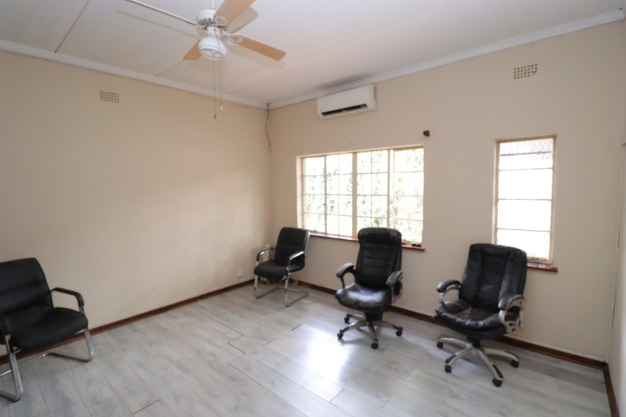 5 Bedroom Property for Sale in Colbyn Gauteng
