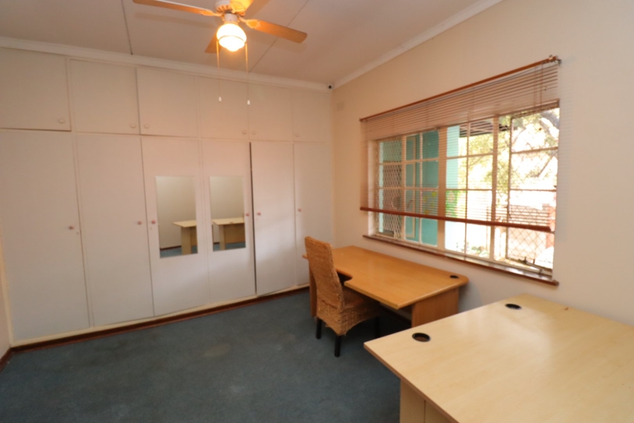 5 Bedroom Property for Sale in Colbyn Gauteng