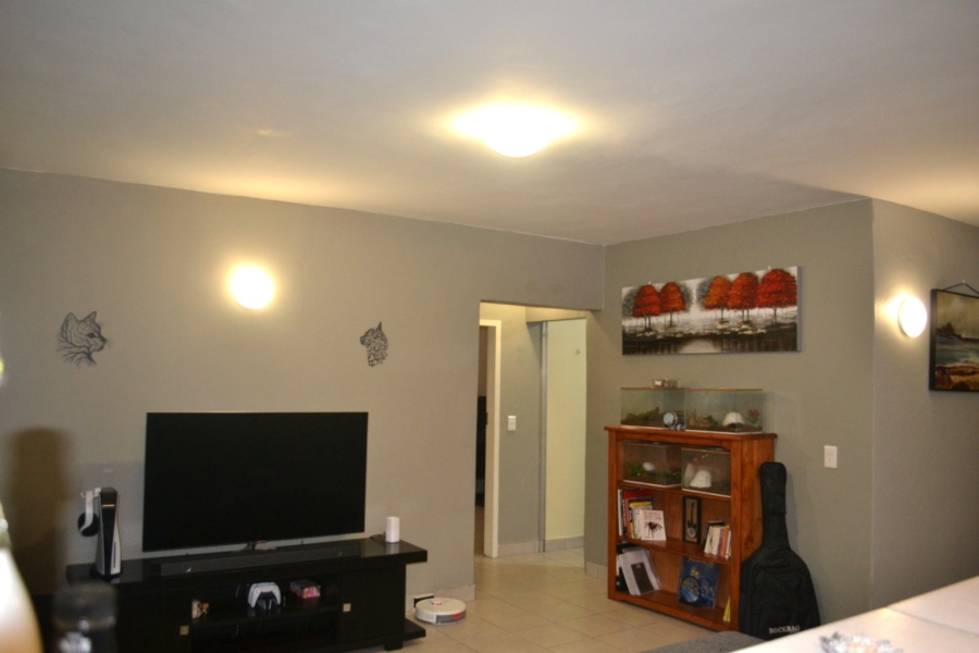 2 Bedroom Property for Sale in Bryanston East Gauteng