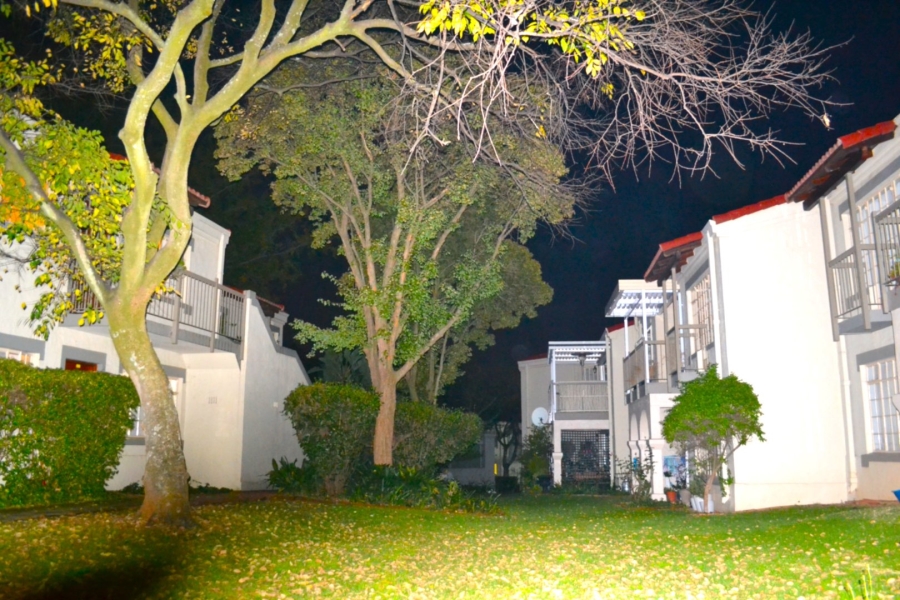 2 Bedroom Property for Sale in Bryanston East Gauteng