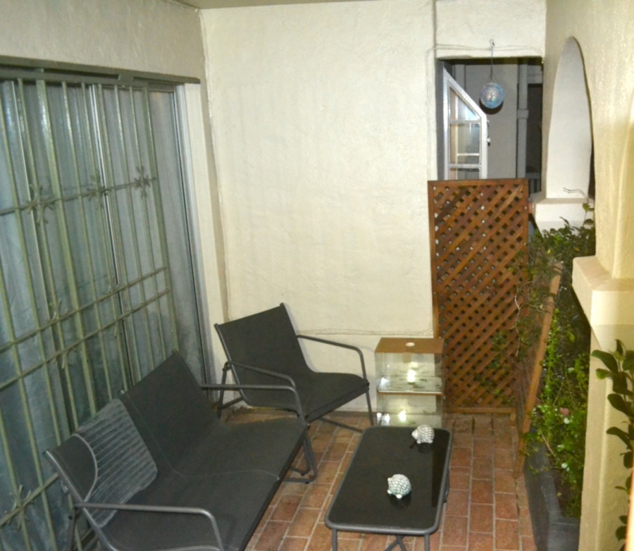 2 Bedroom Property for Sale in Bryanston East Gauteng