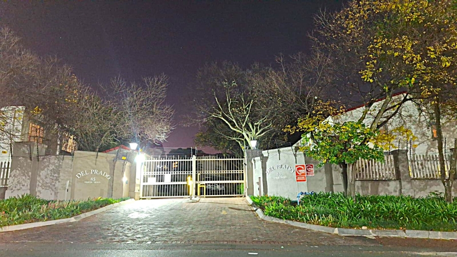 2 Bedroom Property for Sale in Bryanston East Gauteng