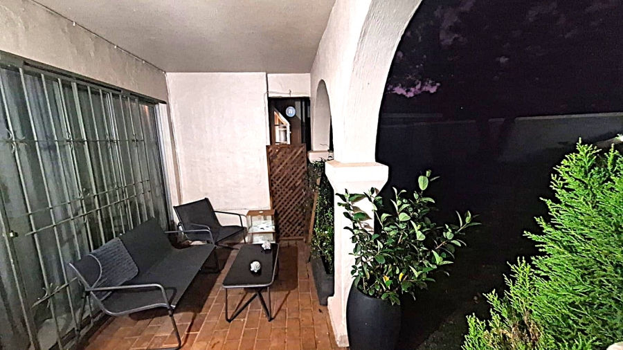 2 Bedroom Property for Sale in Bryanston East Gauteng