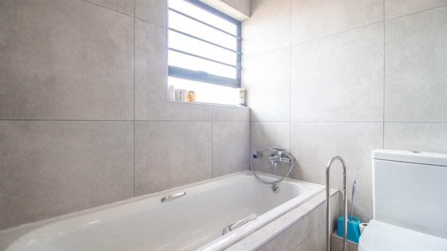 3 Bedroom Property for Sale in Pomona Gauteng