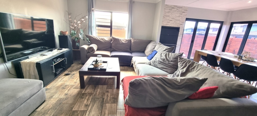 3 Bedroom Property for Sale in Pomona Gauteng