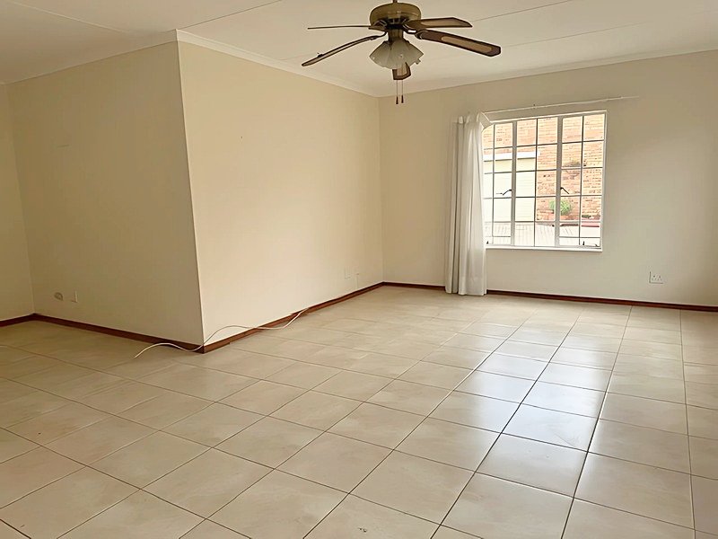 2 Bedroom Property for Sale in Wilro Park Gauteng