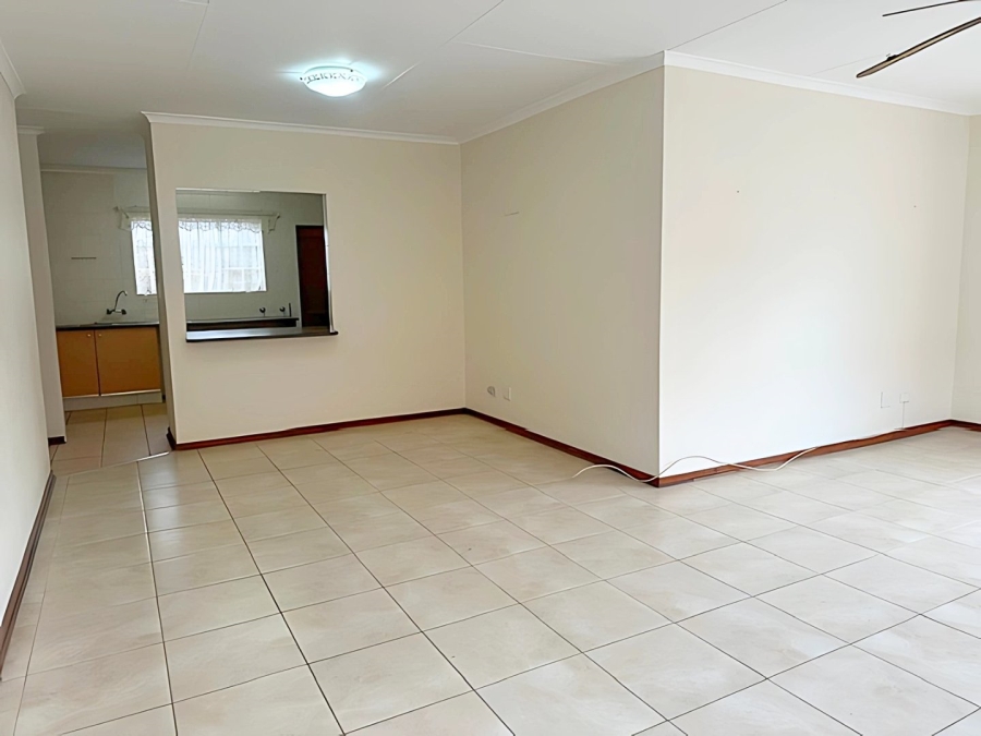 2 Bedroom Property for Sale in Wilro Park Gauteng