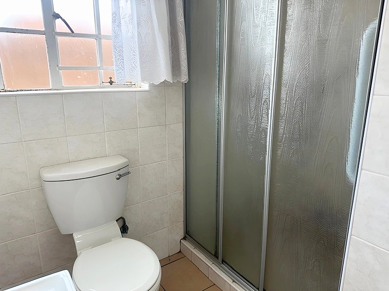 2 Bedroom Property for Sale in Wilro Park Gauteng