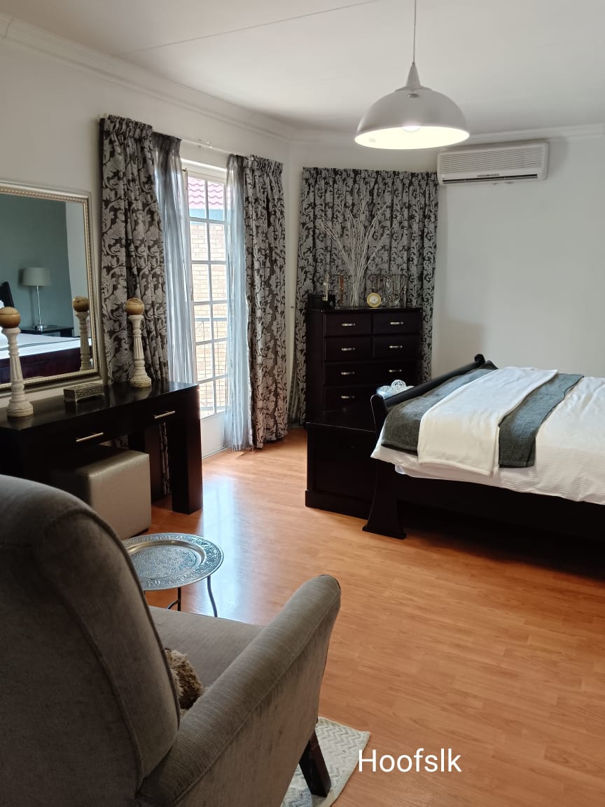 5 Bedroom Property for Sale in Doornpoort Gauteng