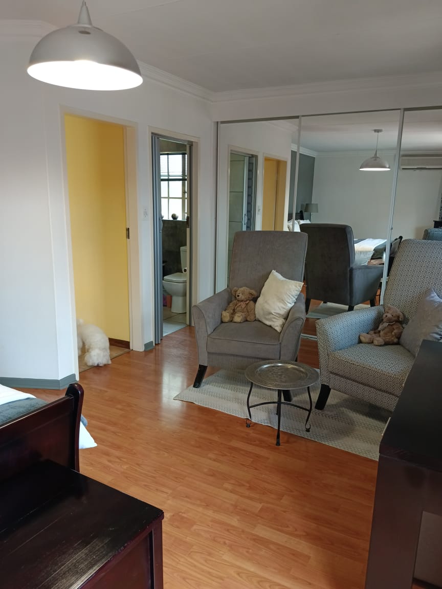 5 Bedroom Property for Sale in Doornpoort Gauteng