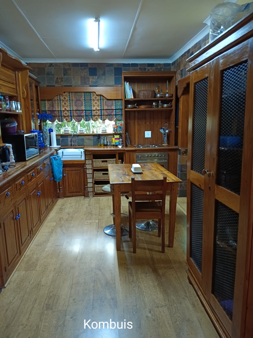 5 Bedroom Property for Sale in Doornpoort Gauteng