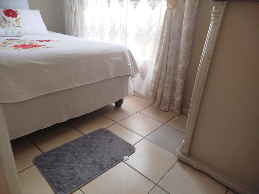 2 Bedroom Property for Sale in Mamelodi Gauteng