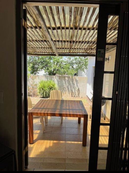 2 Bedroom Property for Sale in Willaway Gauteng
