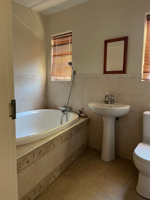 2 Bedroom Property for Sale in Willaway Gauteng