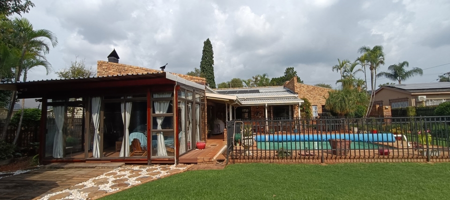 3 Bedroom Property for Sale in Sinoville Gauteng