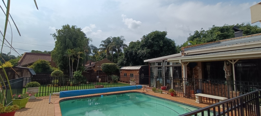 3 Bedroom Property for Sale in Sinoville Gauteng