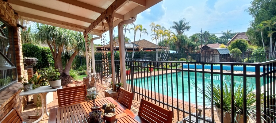 3 Bedroom Property for Sale in Sinoville Gauteng