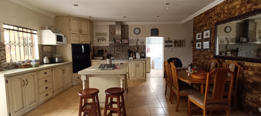 3 Bedroom Property for Sale in Sinoville Gauteng