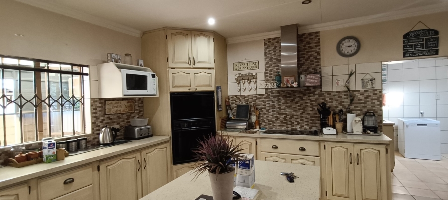 3 Bedroom Property for Sale in Sinoville Gauteng