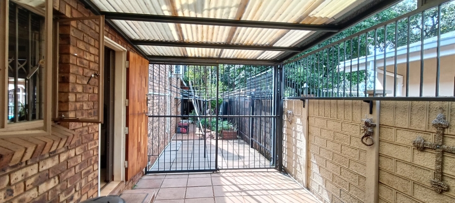 3 Bedroom Property for Sale in Sinoville Gauteng