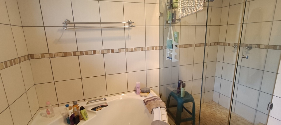 3 Bedroom Property for Sale in Sinoville Gauteng