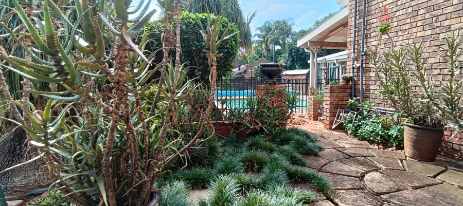 3 Bedroom Property for Sale in Sinoville Gauteng