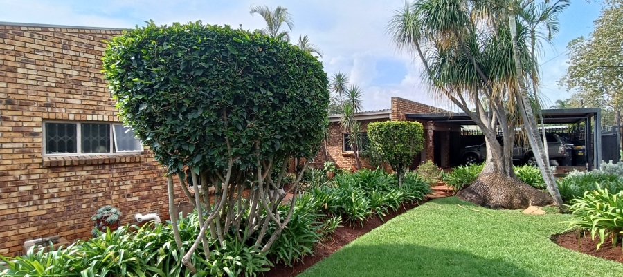 3 Bedroom Property for Sale in Sinoville Gauteng