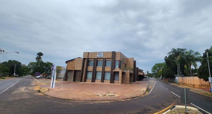  Bedroom Property for Sale in Capital Park Gauteng