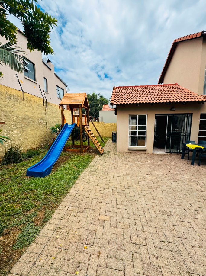 3 Bedroom Property for Sale in Boardwalk Gauteng