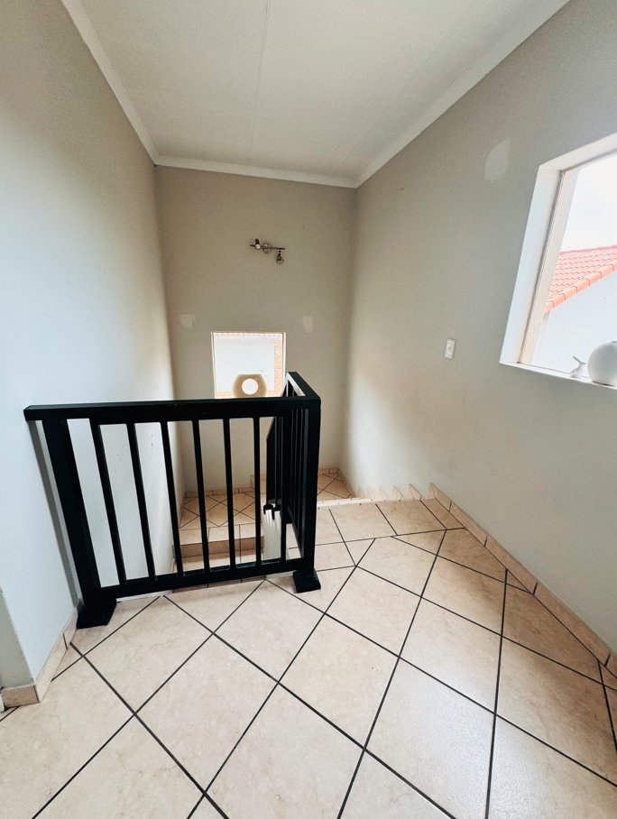 3 Bedroom Property for Sale in Boardwalk Gauteng