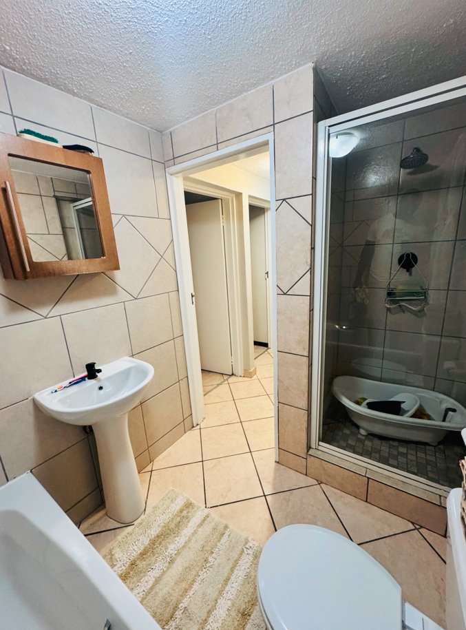3 Bedroom Property for Sale in Boardwalk Gauteng