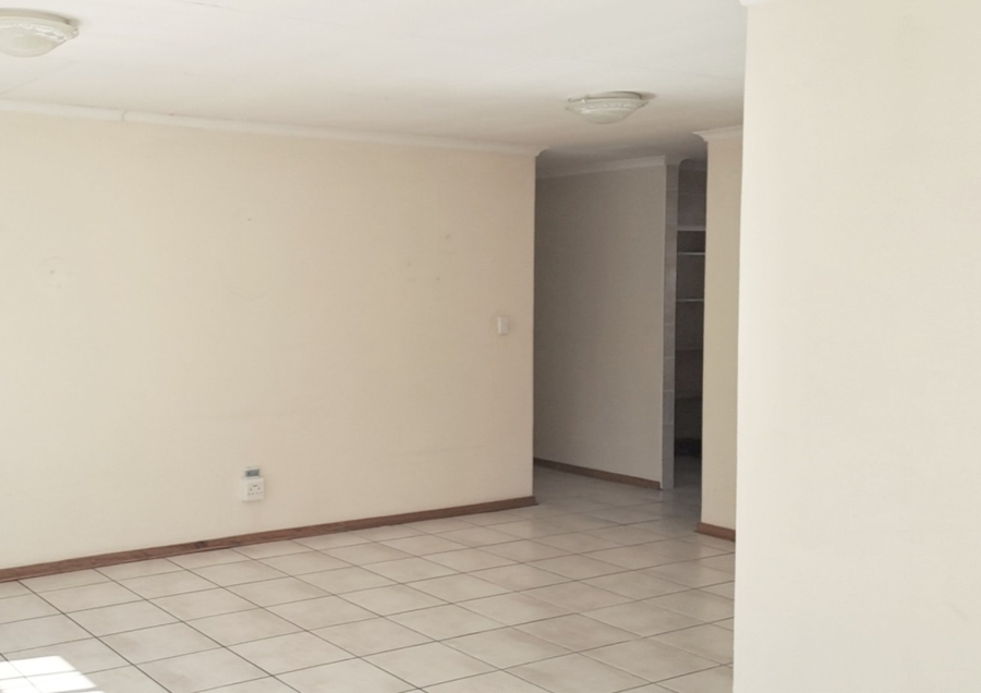 3 Bedroom Property for Sale in Honeydew Grove Gauteng