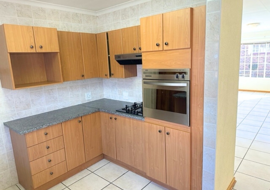 3 Bedroom Property for Sale in Honeydew Grove Gauteng