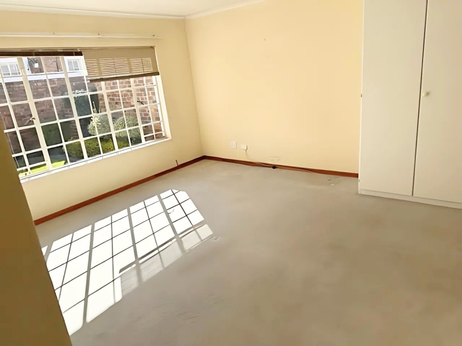 3 Bedroom Property for Sale in Honeydew Grove Gauteng