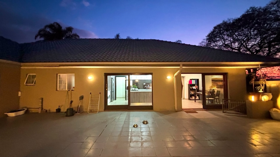 3 Bedroom Property for Sale in Linden Gauteng