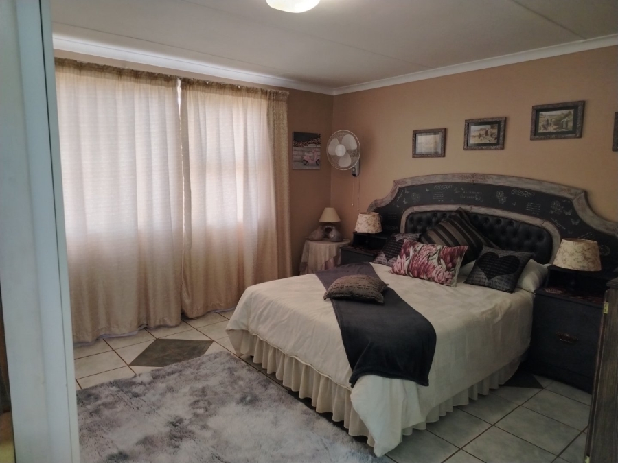 3 Bedroom Property for Sale in Bronkhorstbaai Gauteng