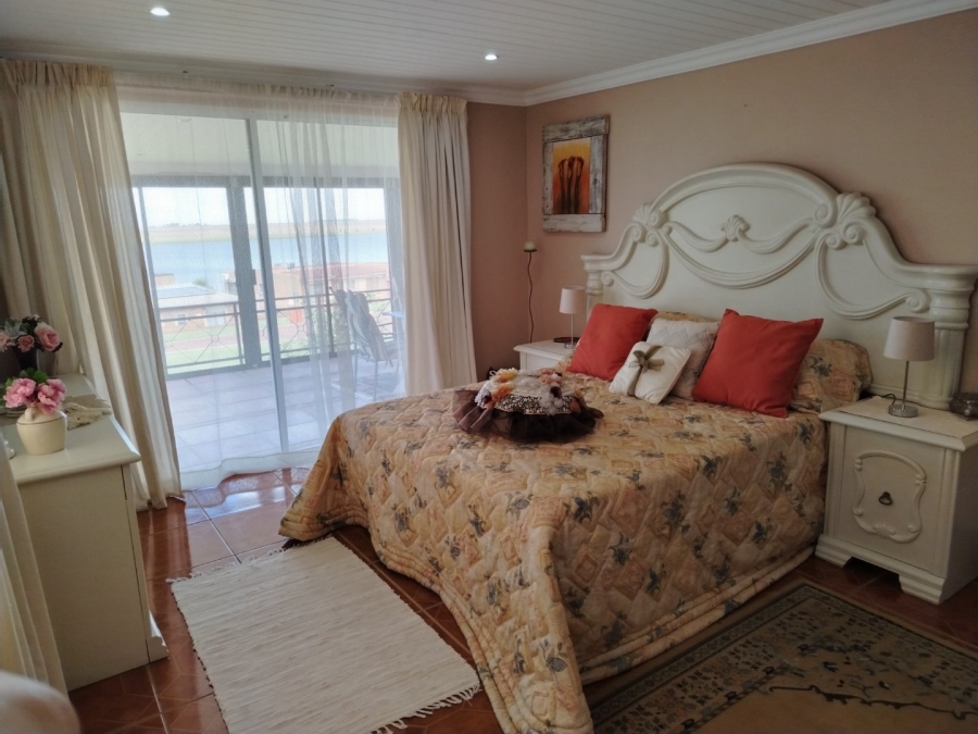 3 Bedroom Property for Sale in Bronkhorstbaai Gauteng