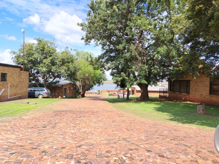 3 Bedroom Property for Sale in Bronkhorstbaai Gauteng