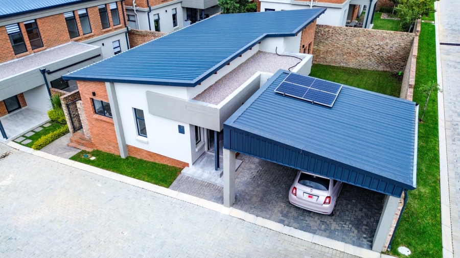 2 Bedroom Property for Sale in Carlswald Gauteng