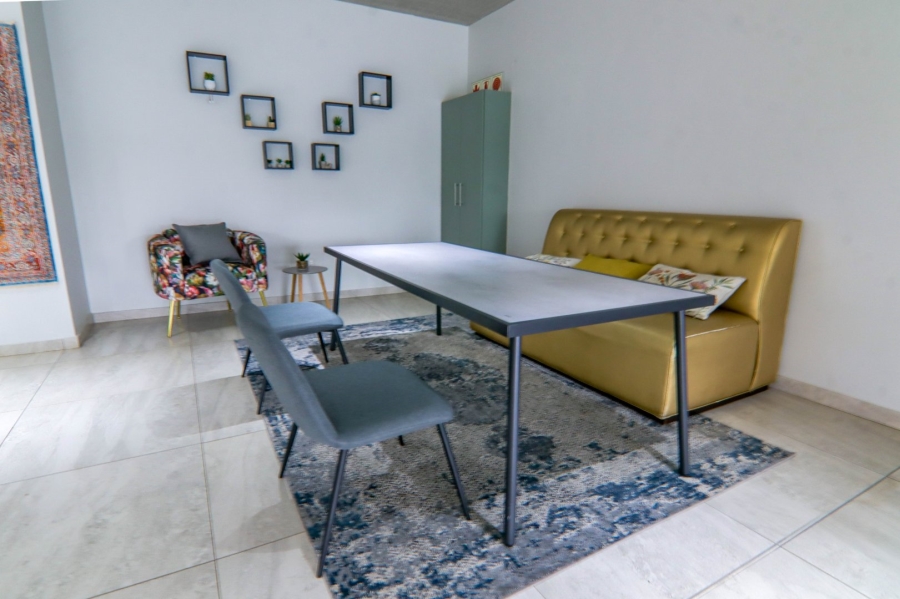 2 Bedroom Property for Sale in Carlswald Gauteng