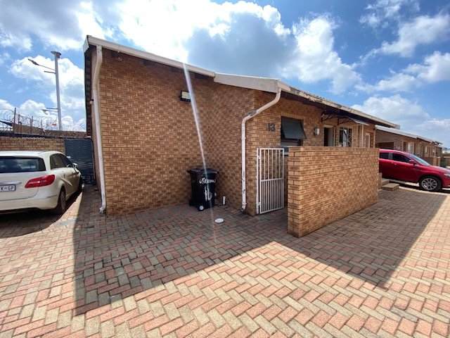 3 Bedroom Property for Sale in Princess A H Gauteng